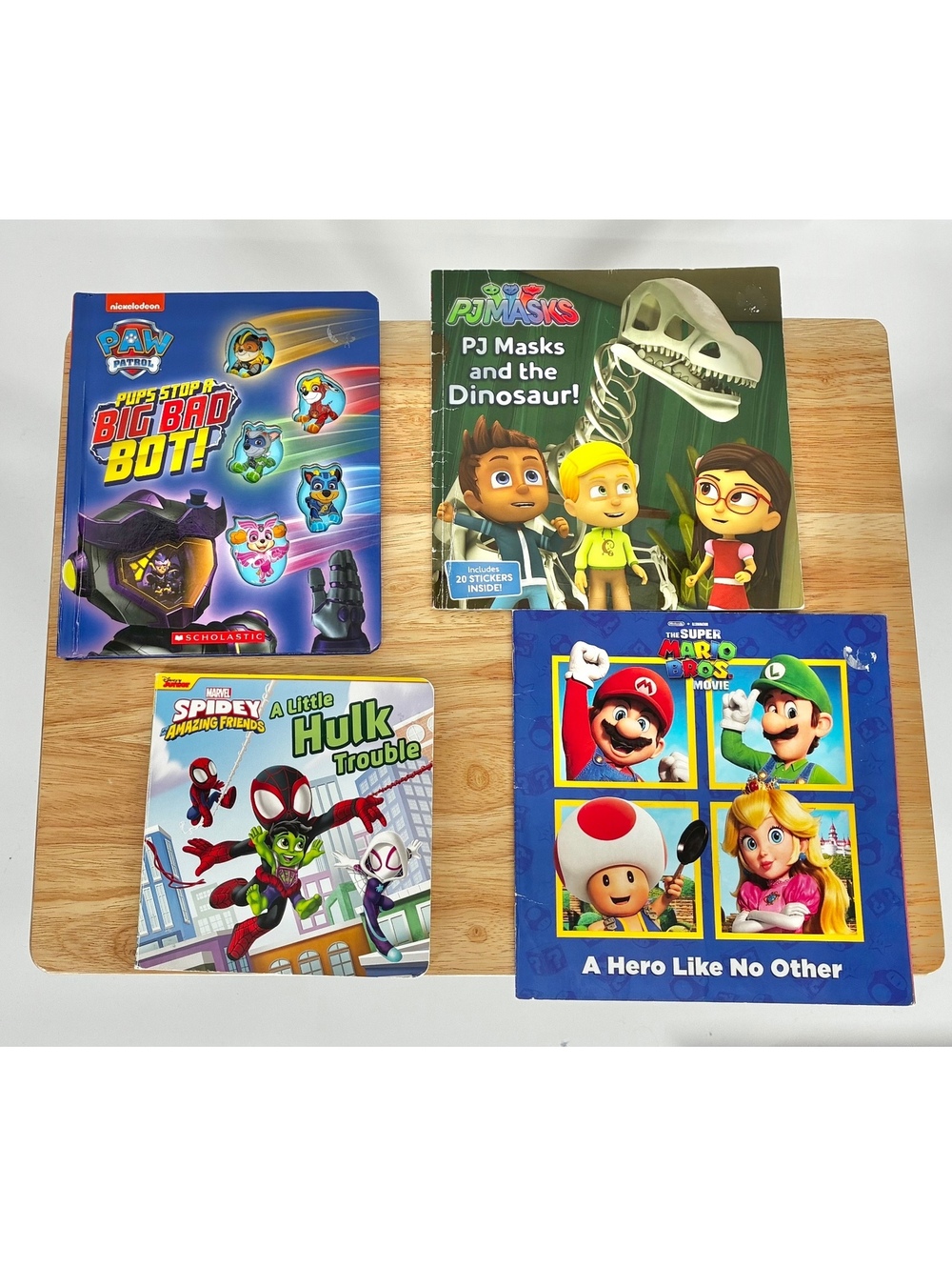 Kids booms Super Hero Bundle - 4 Books